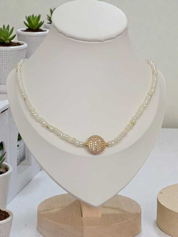 Collier Vintage Perles Identiques – 47 Perles, Longueur 47 Cm – État BE Occasion