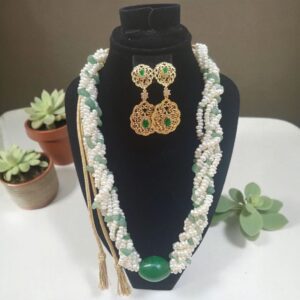 Ensemble 109 pierres naturelles plaqué or