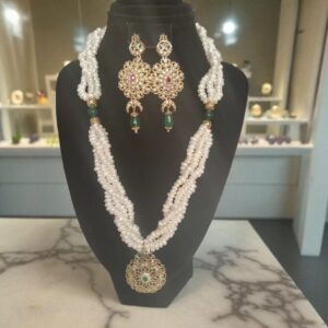 Ensemble majestueux perles naturelles